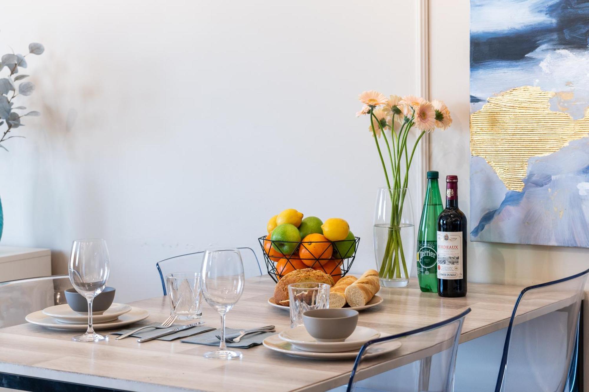 Apartment New Chic 2-bed At Viru By Centralapartments *